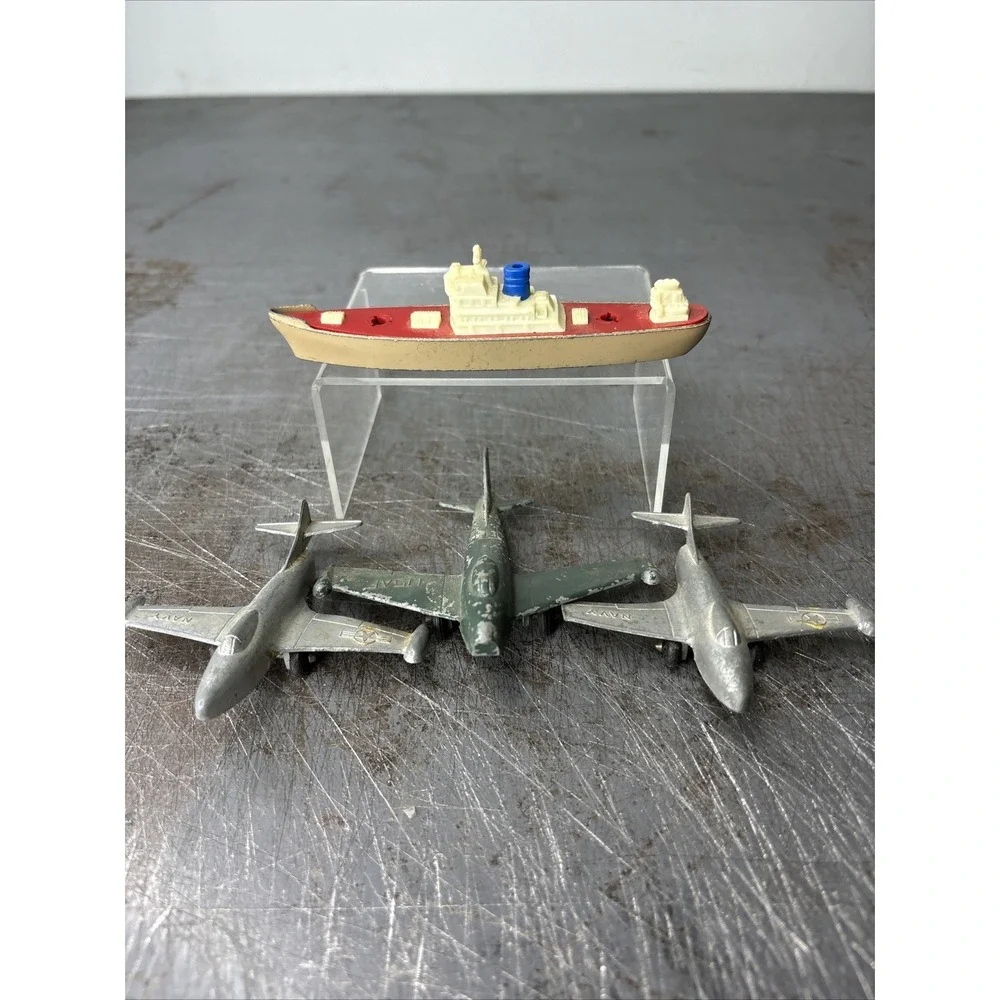 Vintage Tootsie Toy Plane F9F-2 Navy Panther X2 Cargo Ship Midgetoy Metal‎ Toys